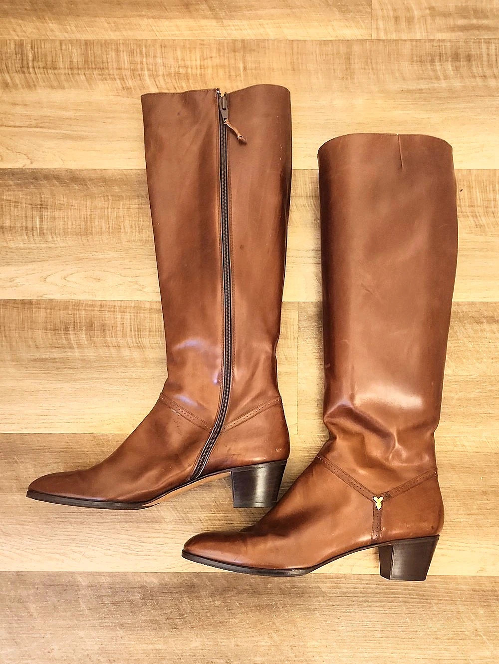 Salvatore Ferragamo Brown Heeled Boots US 6X